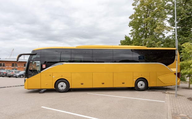 Autobusu noma SETRA S 515 HD